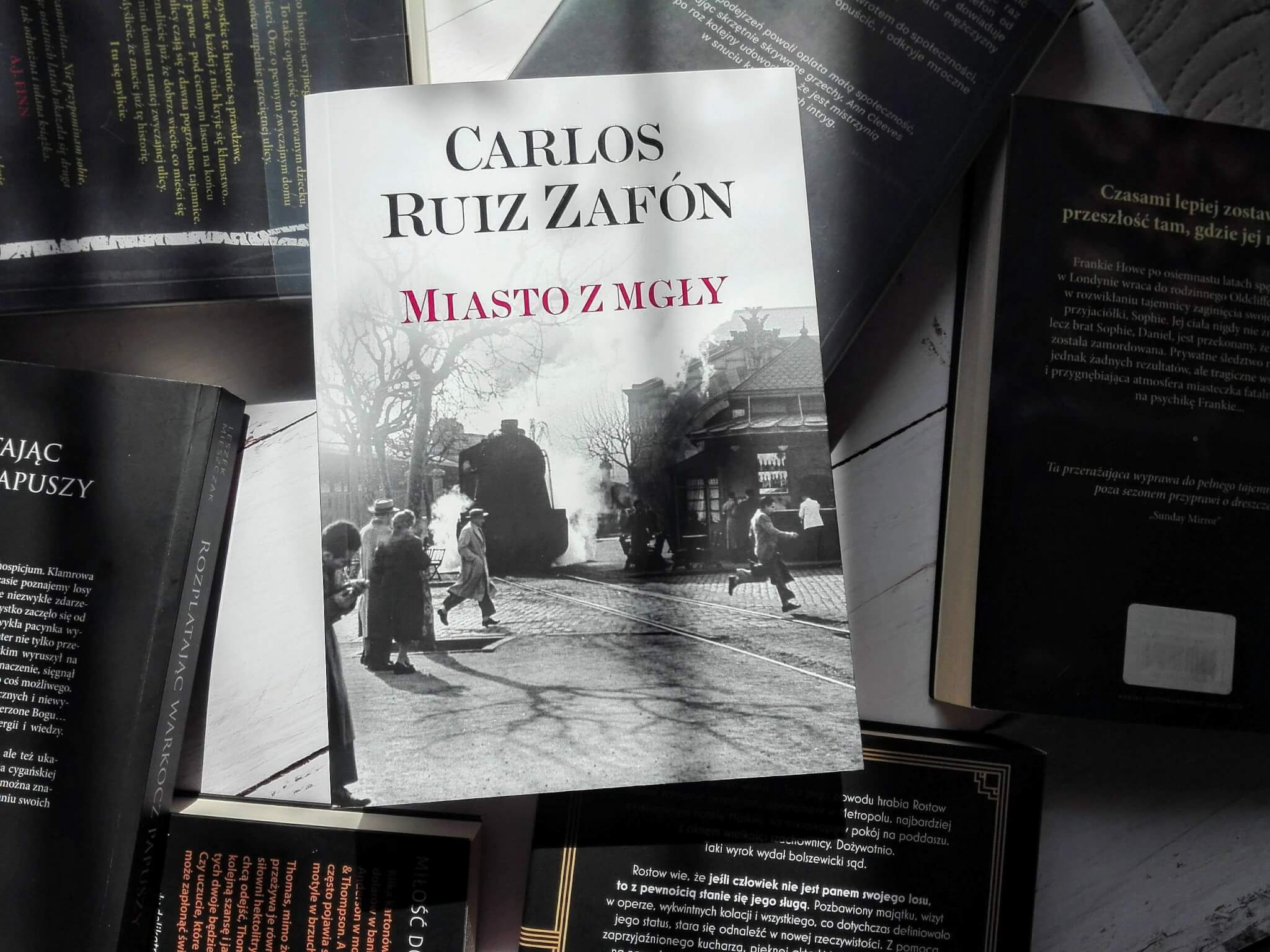 miasto z mgły zafon recenzja